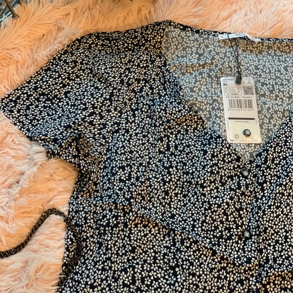 Mango Flower Printed Buttoned Blouse - Picture 6 of 7